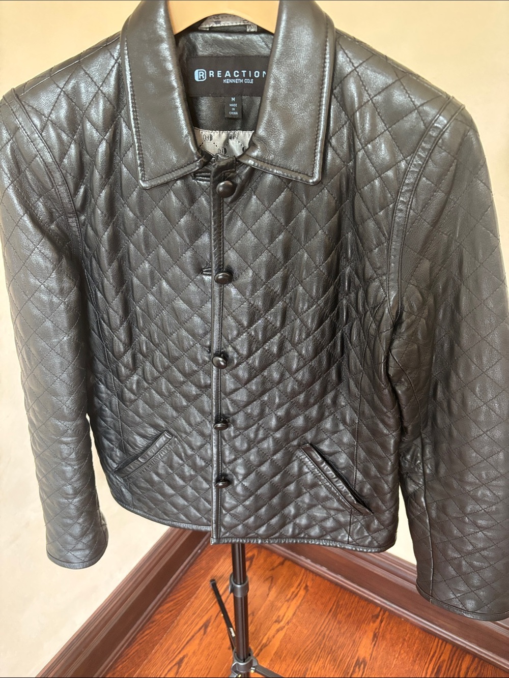 Reaction Kenneth Cole Quilted Black Leather Bomber Jacket